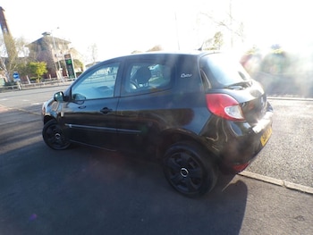 Used Renault Clio 2011 for sale - 78351098: Photo