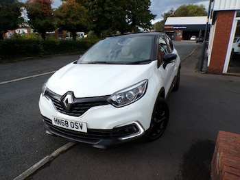 Used Renault Captur 2018 for sale - 76132657: Photo 3