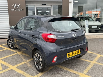 Used Hyundai i10 2024 for sale - 79456530: Photo