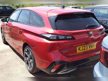 Used Peugeot 308 SW 2023 for sale - 79456560: Photo