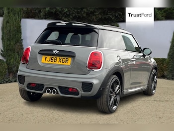 Used MINI Hatch 2018 for sale - 79536138: Photo
