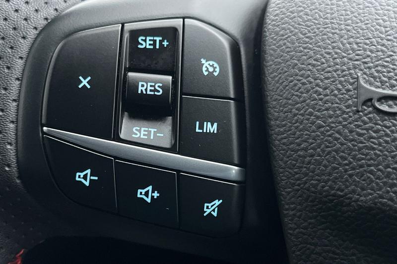 Used Ford Kuga 2023 for sale - 76819297: Photo 25