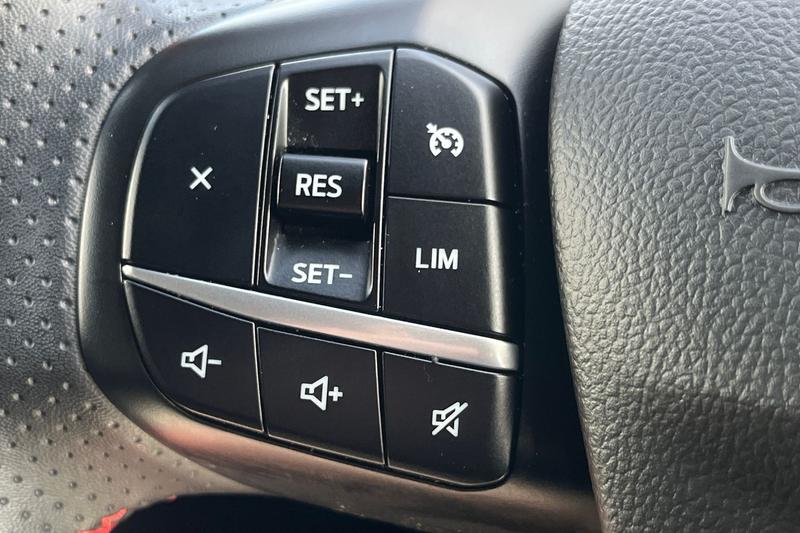 Used Ford Kuga 2022 for sale - 76480536: Photo 25