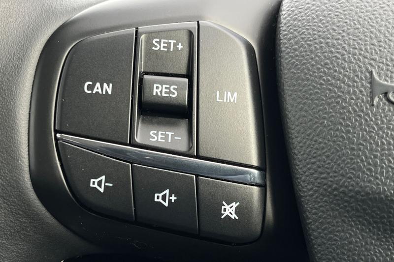 Used Ford Fiesta 2018 for sale - 77848584: Photo 25