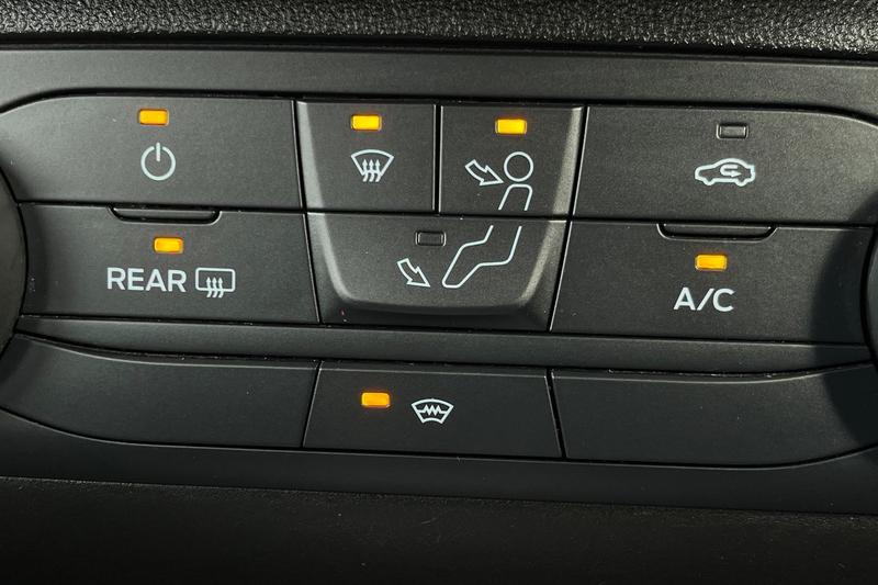 Used Ford Fiesta 2018 for sale - 77848584: Photo 32