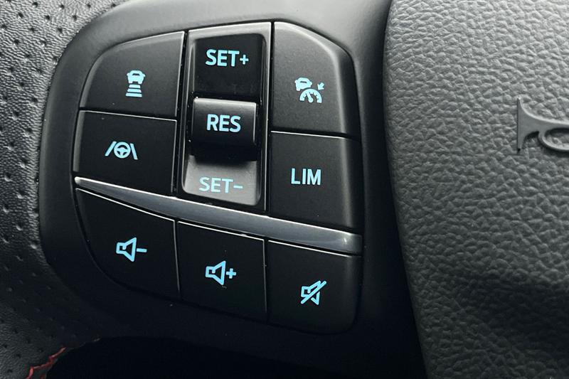 Used Ford Kuga 2023 for sale - 77457311: Photo 25