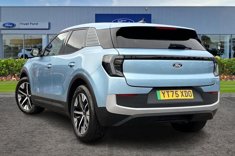 Used Ford Explorer 2025 for sale - 77176230: Photo 2