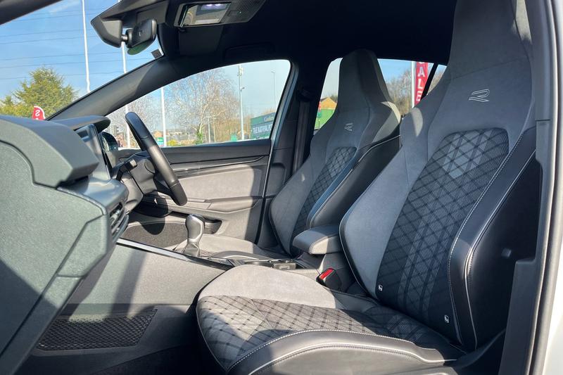 Used Volkswagen Golf 2024 for sale - 77354441: Photo 19