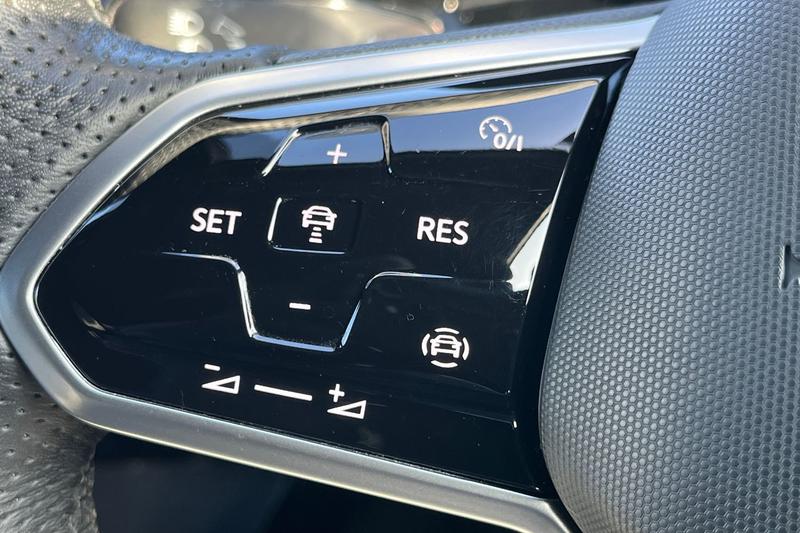 Used Volkswagen Golf 2024 for sale - 77354441: Photo 25