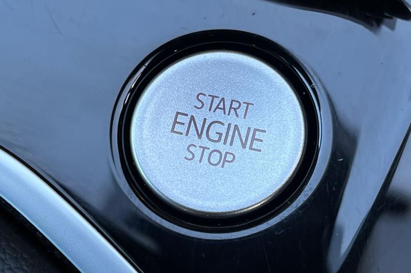 Used Volkswagen Golf 2024 for sale - 77354441: Photo 33