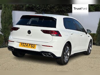 Used Volkswagen Golf 2024 for sale - 77354441: Photo