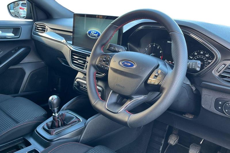 Used Ford Focus 2025 for sale - 76738954: Photo 9