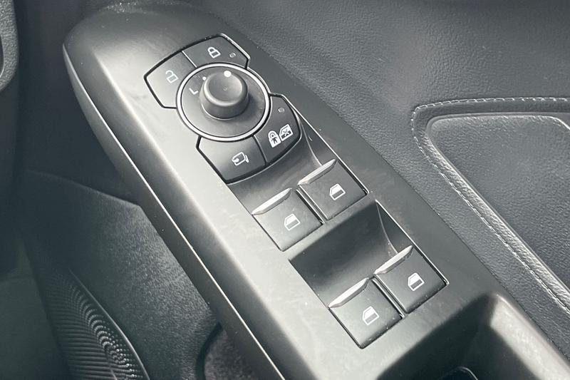 Used Ford Focus 2021 for sale - 76730156: Photo 16