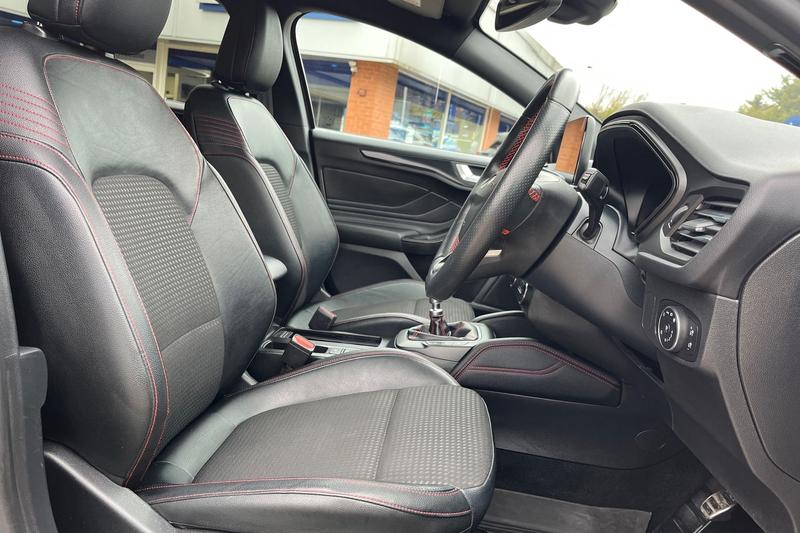 Used Ford Focus 2020 for sale - 78095156: Photo 17