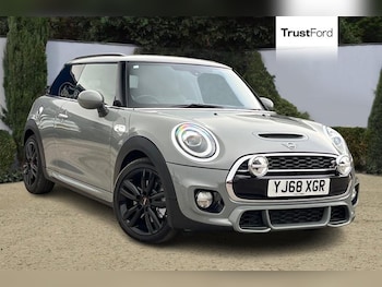 Used MINI Hatch 2018 for sale - 79369395: Photo