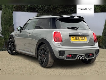 Used MINI Hatch 2018 for sale - 79369395: Photo