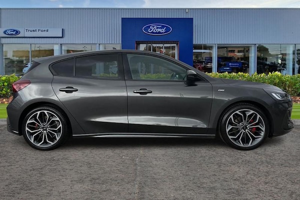 Used Ford Focus 2023 for sale - 75835750: Photo 3
