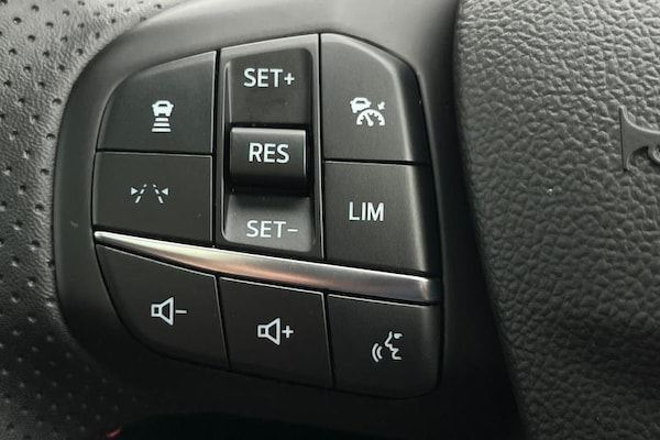 Used Ford Kuga 2025 for sale - 75843389: Photo 25