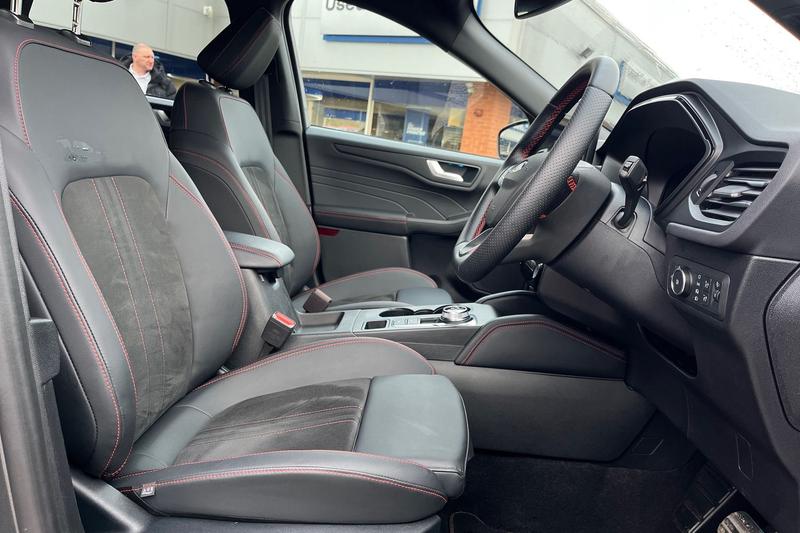 Used Ford Kuga 2025 for sale - 77675600: Photo 17