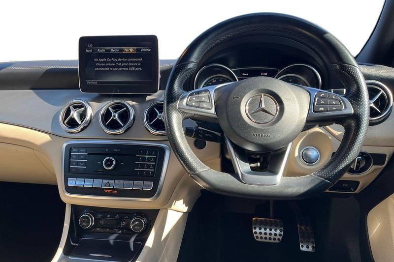 Used Mercedes-Benz GLA 2018 for sale - 76038220: Photo 11