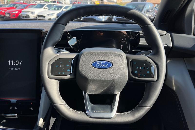 Used Ford Explorer 2025 for sale - 77578327: Photo 12