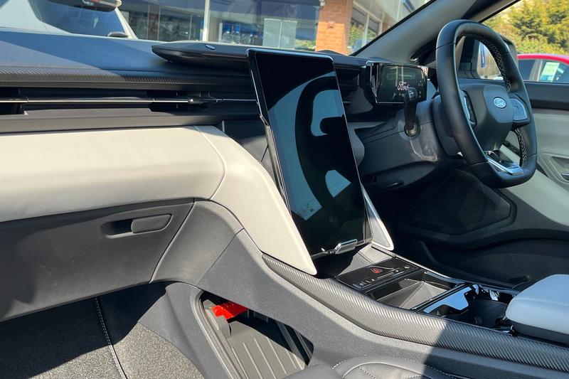 Used Ford Explorer 2025 for sale - 77578327: Photo 18