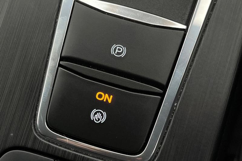 Used Ford Kuga 2023 for sale - 76184403: Photo 35