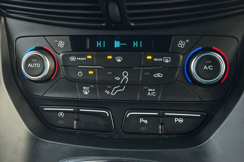 Used Ford Kuga 2017 for sale - 77248626: Photo 31