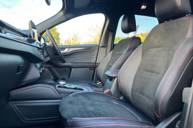 Used Ford Kuga 2024 for sale - 76631372: Photo 19