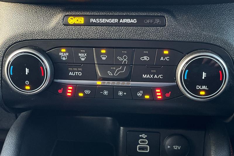 Used Ford Kuga 2024 for sale - 76631372: Photo 31