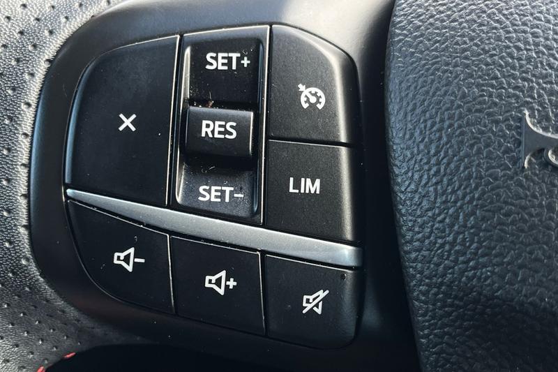 Used Ford Kuga for sale - 77878167: Photo 25