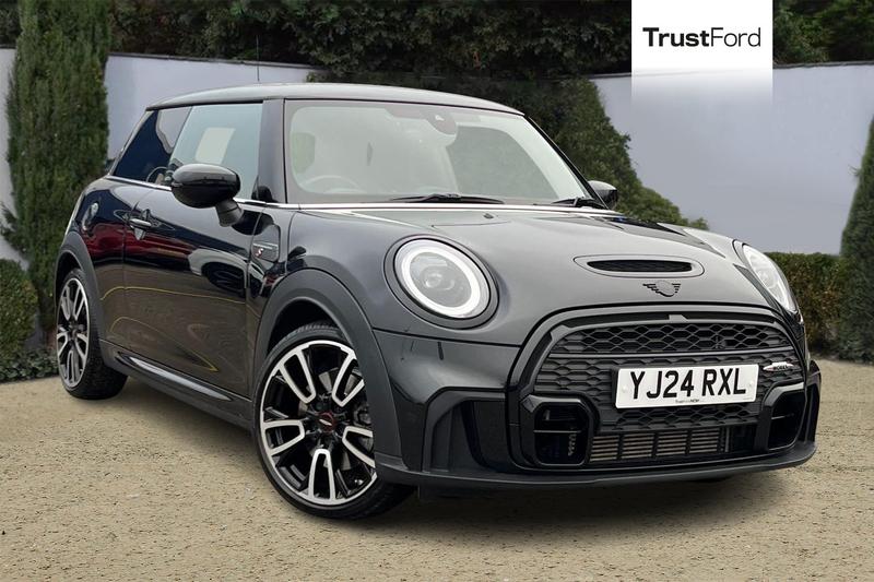 Used MINI Hatch 2024 for sale - 76508157: Photo 1