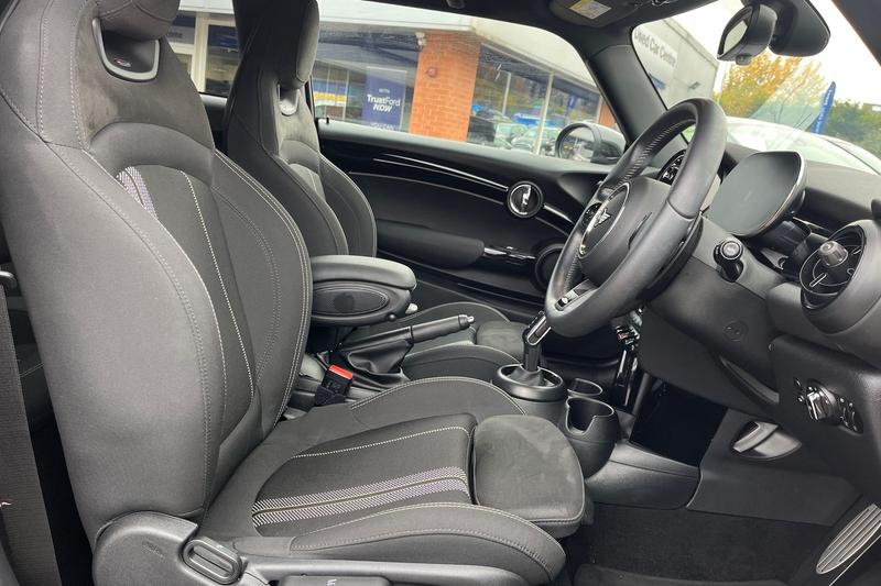 Used MINI Hatch 2024 for sale - 76508157: Photo 17