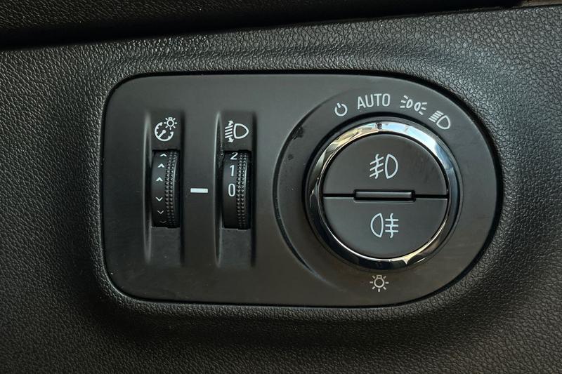 Used Vauxhall Corsa 2018 for sale - 76603544: Photo 23