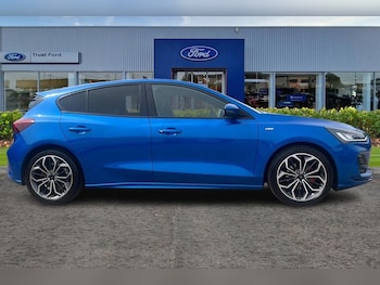 Used Ford Focus 2023 for sale - 79136998: Photo