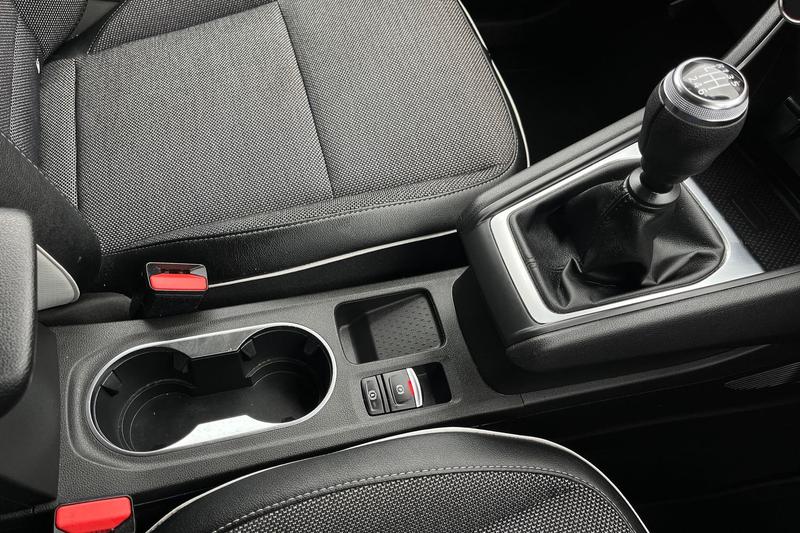 Used Renault Captur 2022 for sale - 77848590: Photo 38