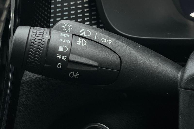 Used Volvo XC40 2021 for sale - 77450334: Photo 14