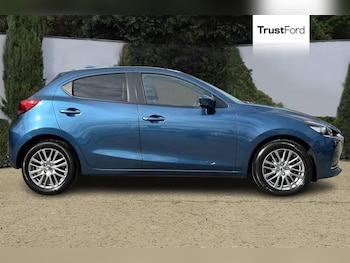 Used Mazda Mazda2 2023 for sale - 77747020: Photo