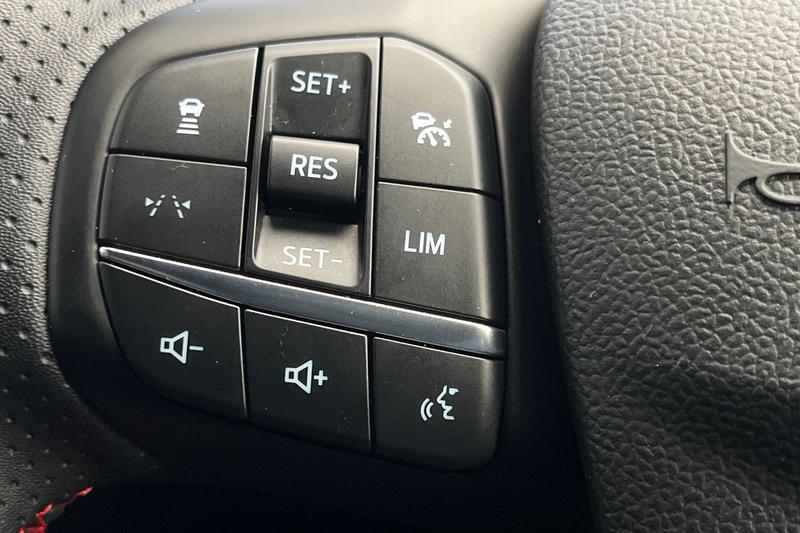 Used Ford Kuga 2025 for sale - 77641502: Photo 25