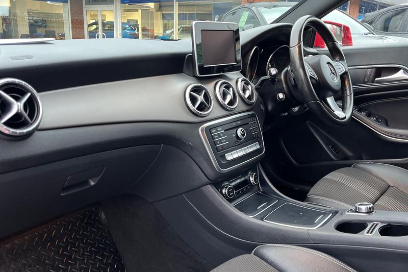 Used Mercedes-Benz CLA 2018 for sale - 77025917: Photo 18