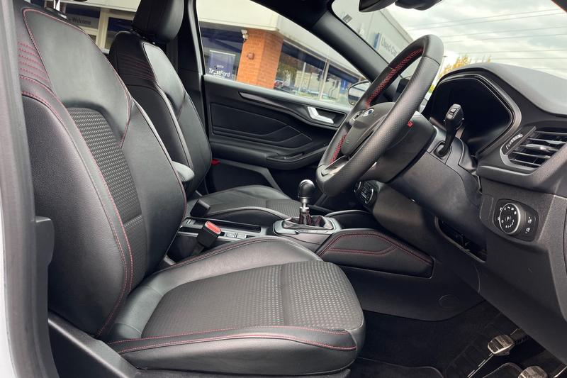 Used Ford Focus 2020 for sale - 76494574: Photo 17