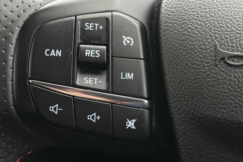 Used Ford Focus 2020 for sale - 76494574: Photo 25