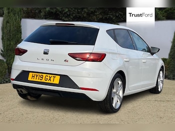 Used SEAT Leon 2019 for sale - 77198990: Photo