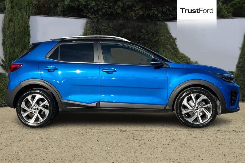 Used Kia Stonic 2022 for sale - 76344503: Photo 3