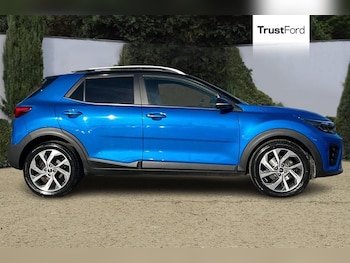 Used Kia Stonic 2022 for sale - 76344503: Photo