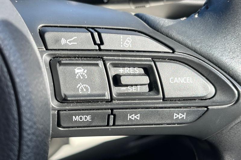 Used Toyota Yaris 2021 for sale - 77733288: Photo 24