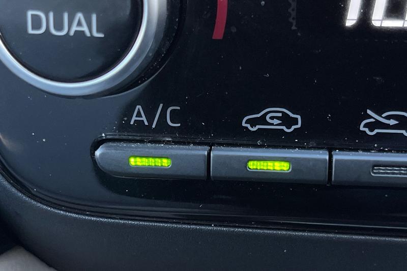 Used Toyota Yaris 2021 for sale - 77733288: Photo 32