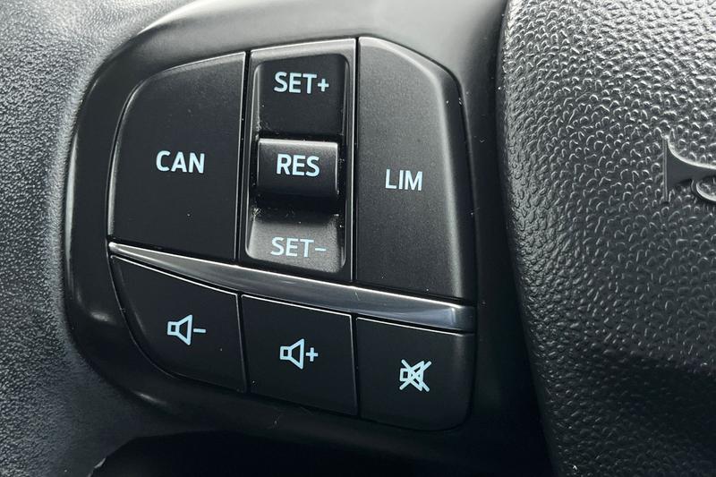 Used Ford Fiesta 2018 for sale - 77505653: Photo 25