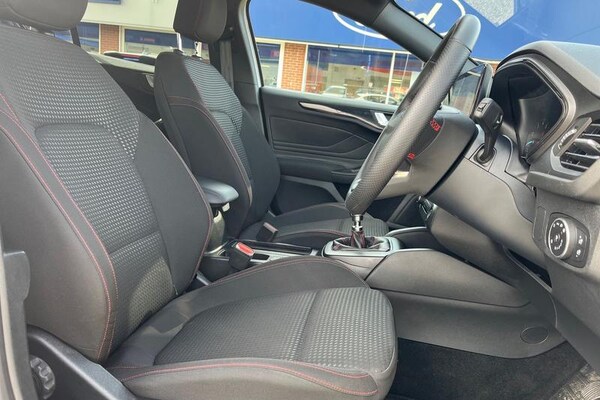Used Ford Focus 2024 for sale - 74257221: Photo 17