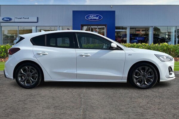 Used Ford Focus 2024 for sale - 74257221: Photo 3